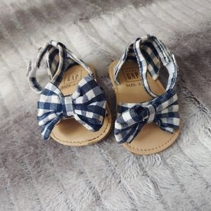 Baby Gap Infant Girls Blue Gingham Sandals